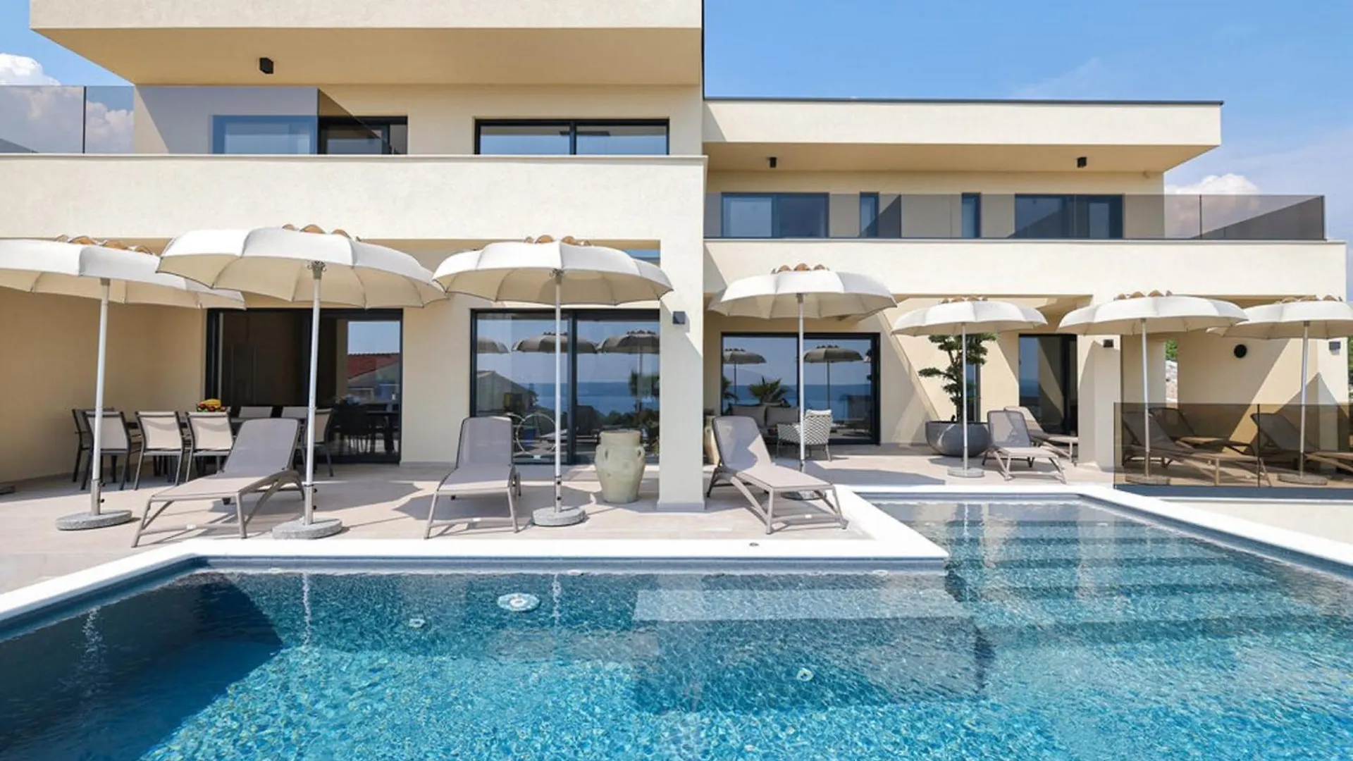 Villa Novue With Pool Maslenica
