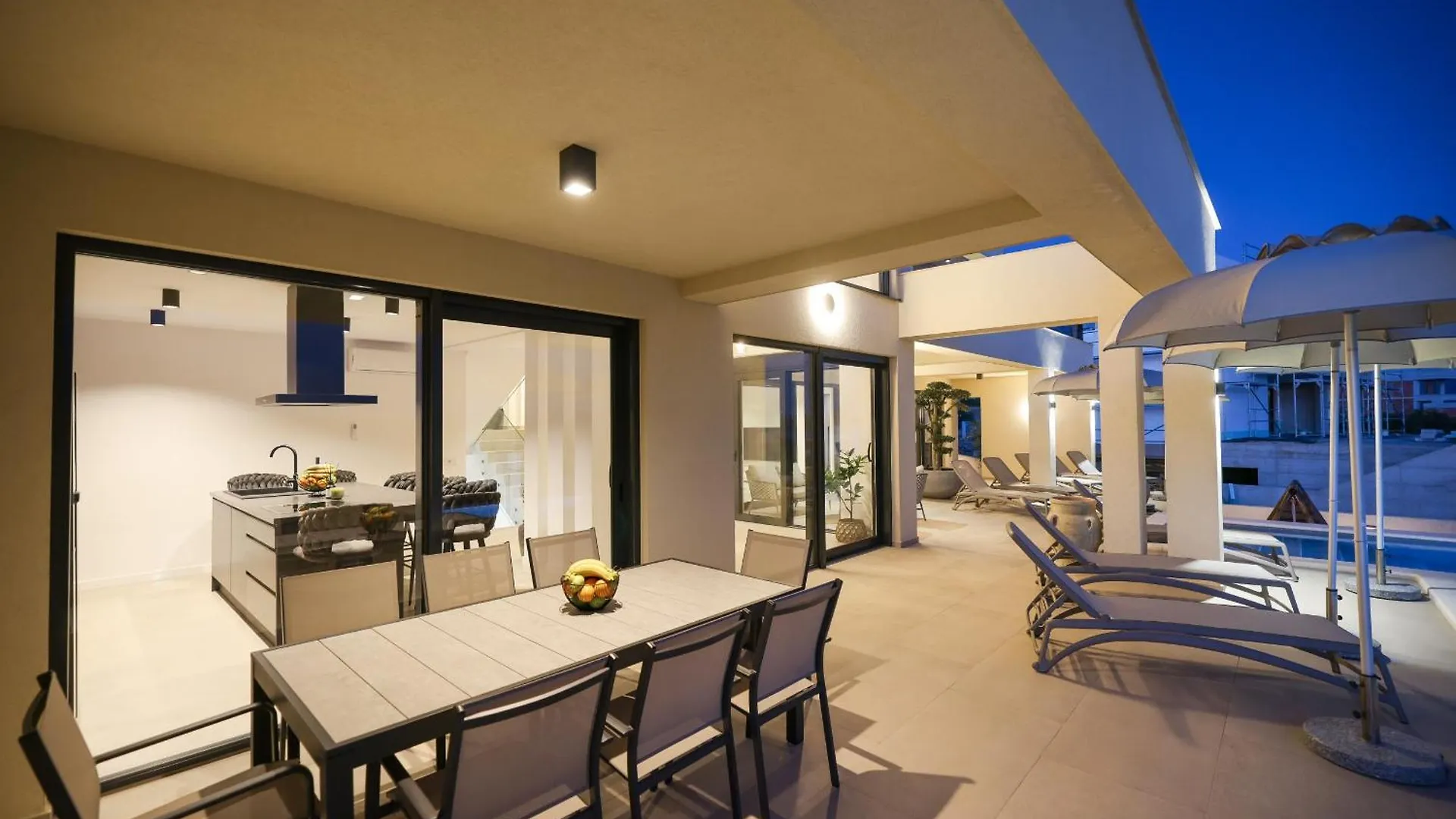 Villa Novue With Pool Maslenica