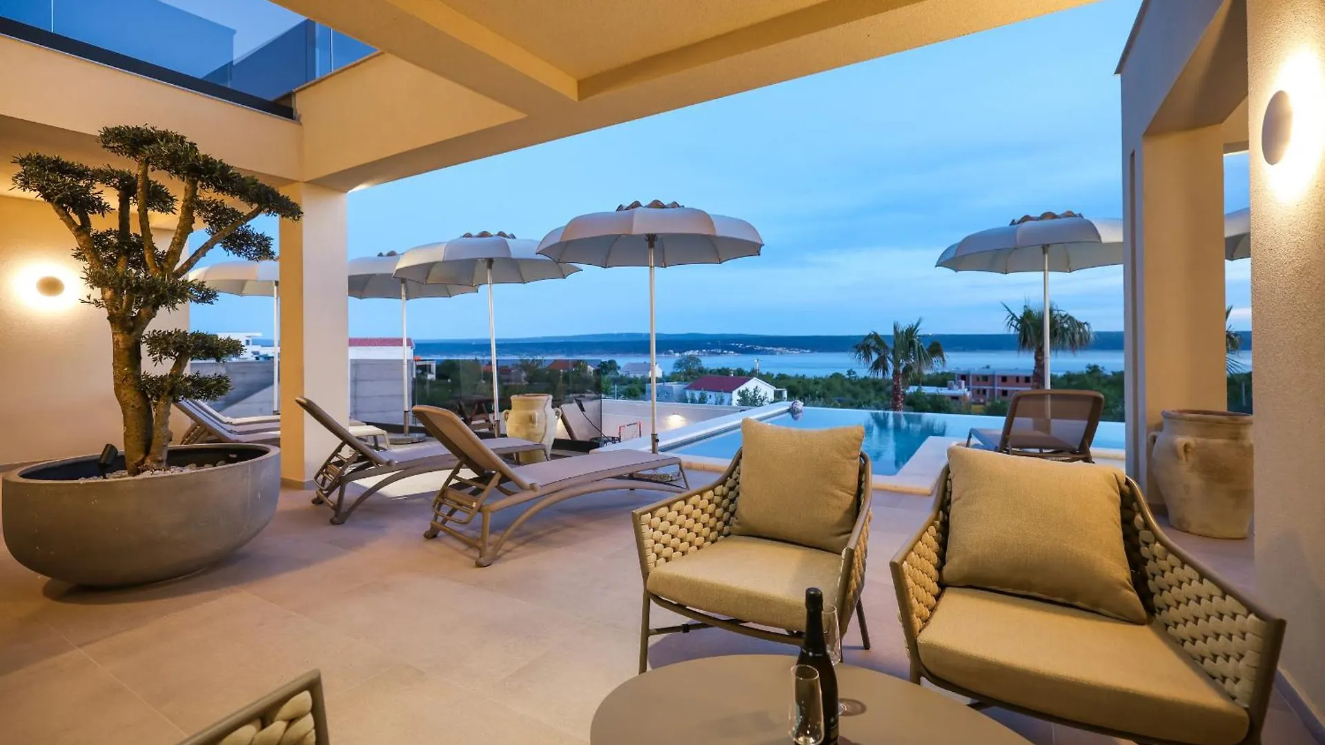 Villa Novue With Pool Maslenica